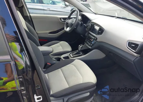 2017 Hyundai Ioniq Hybrid Blue z USA, uszkodzony, nr VIN KMHC65LC1HU048279